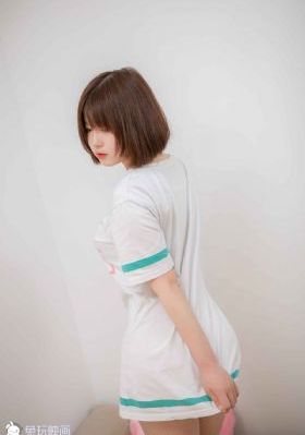 年轻的老师7_DVD超清免费观看